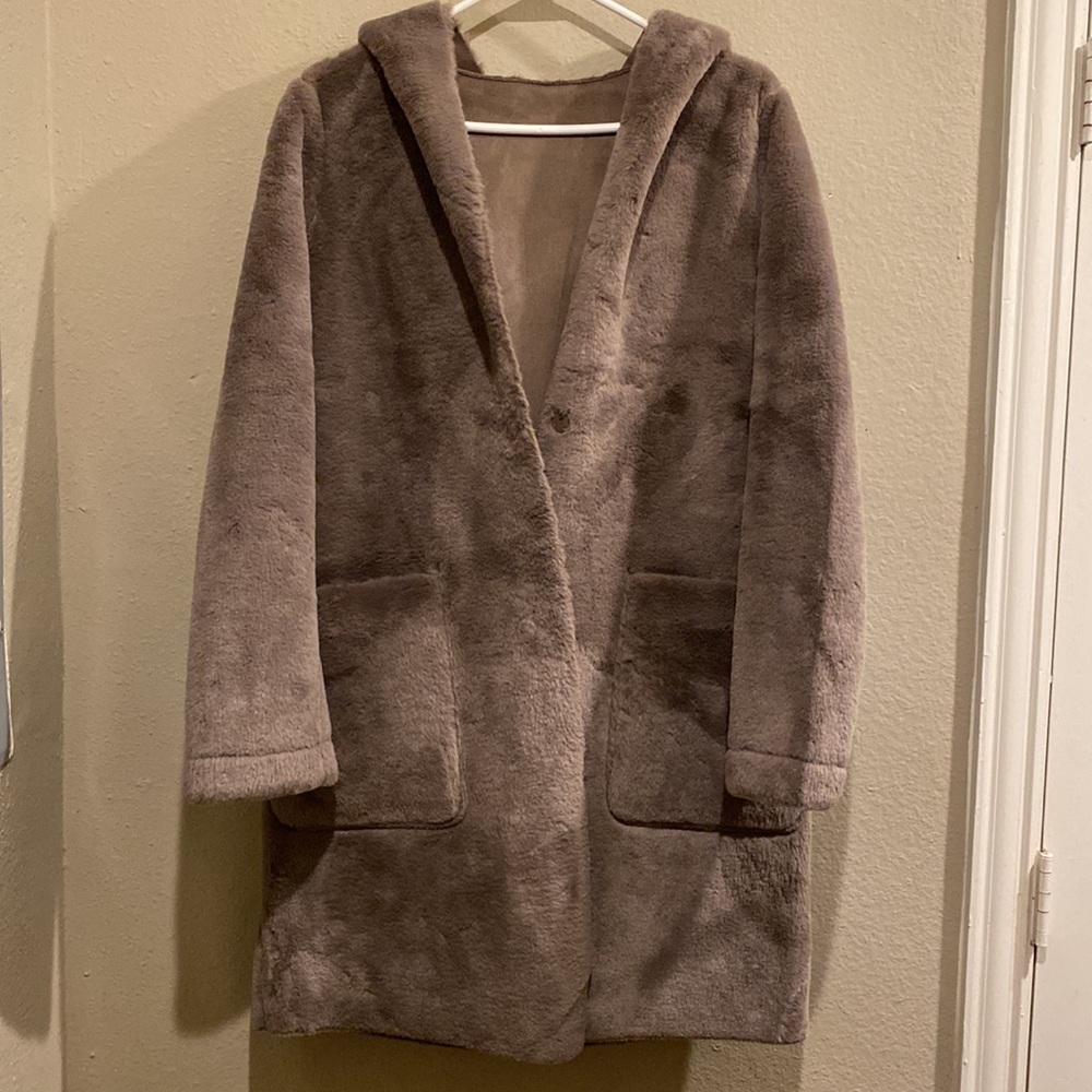 Zara Reversible Faux Fur/Suede Coat - Picture 3 of 10
